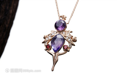 漂亮的水晶项链