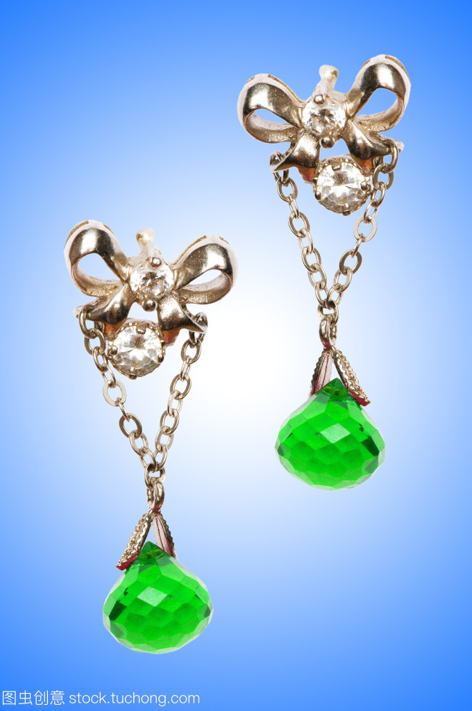 珠宝首饰概念与漂亮耳环