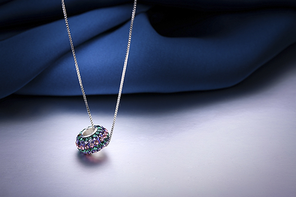 珠宝产品摄影场景图