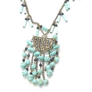 西藏的绿松石珠宝首饰