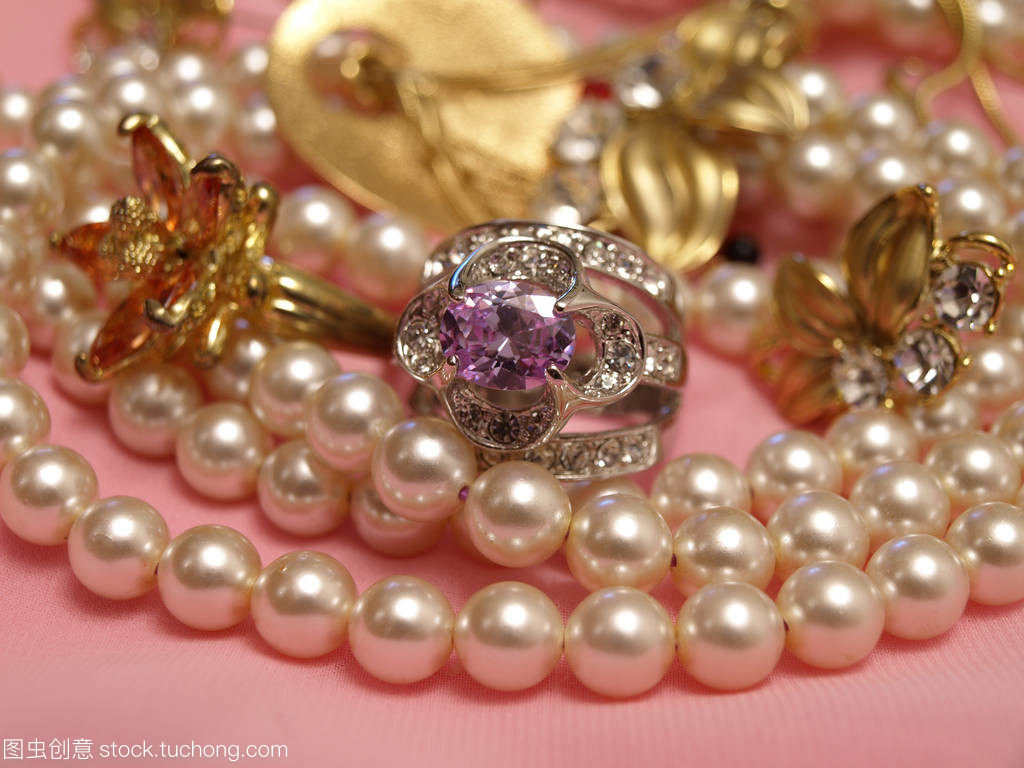 珠宝